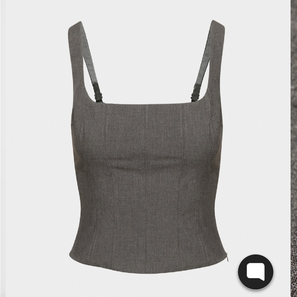 Aritzia Women's Square Neck Tailored Tank Top in Charcoal